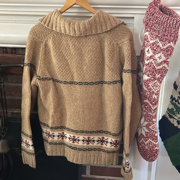 ❄️ Women’s Eddie Bauer NWT ⛷️ 
Ski Pattern Sweater - Picture 5 of 5